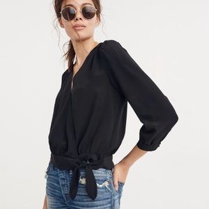 Madewell silk wrap top black xs